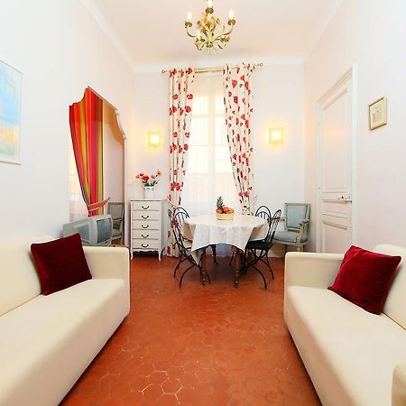 Hotel Brimer Кан Екстериор снимка