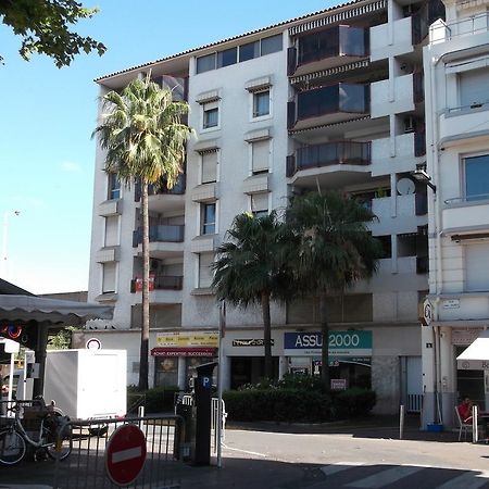 Hotel Brimer Кан Екстериор снимка