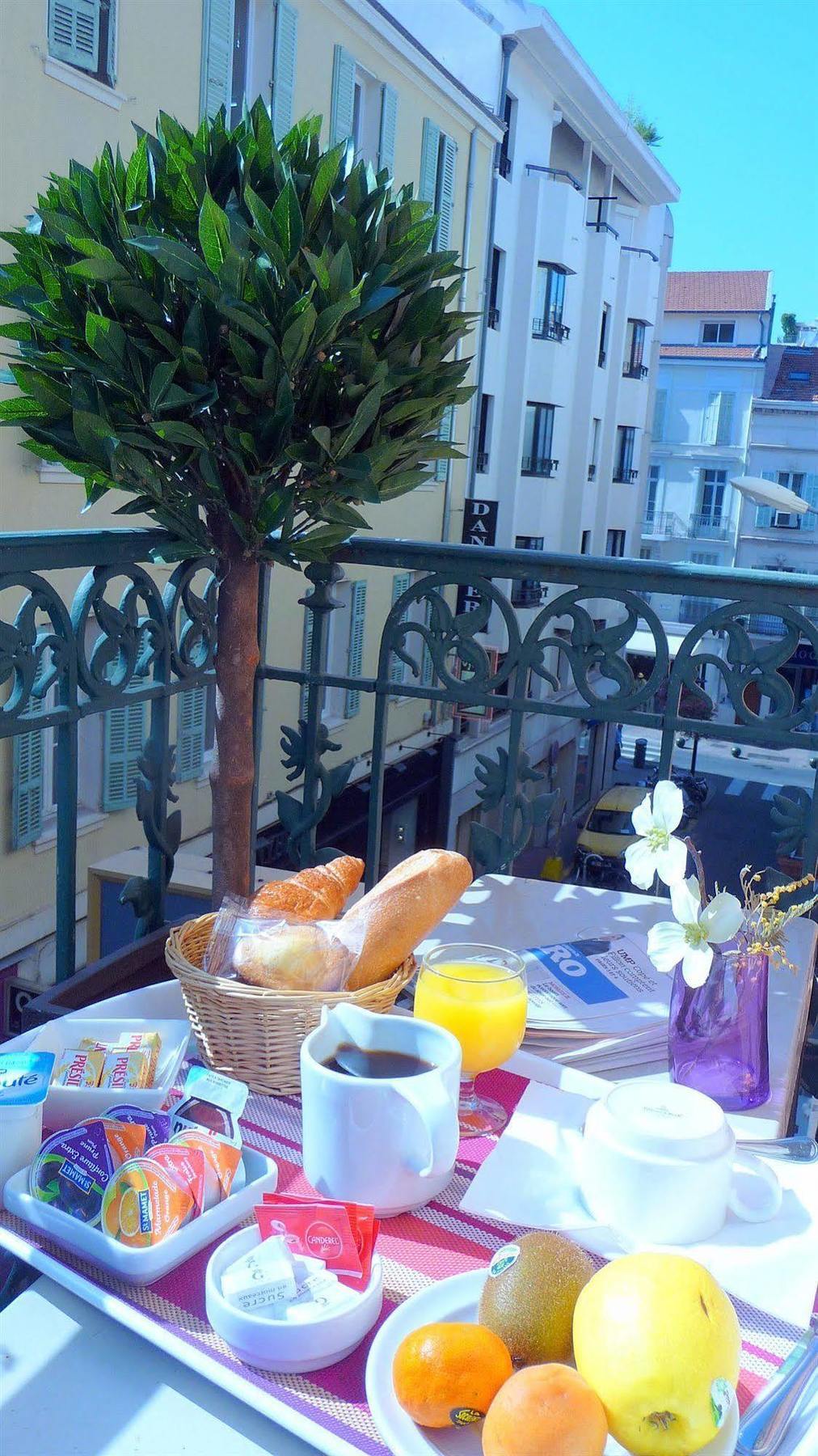 Hotel Brimer Кан Екстериор снимка